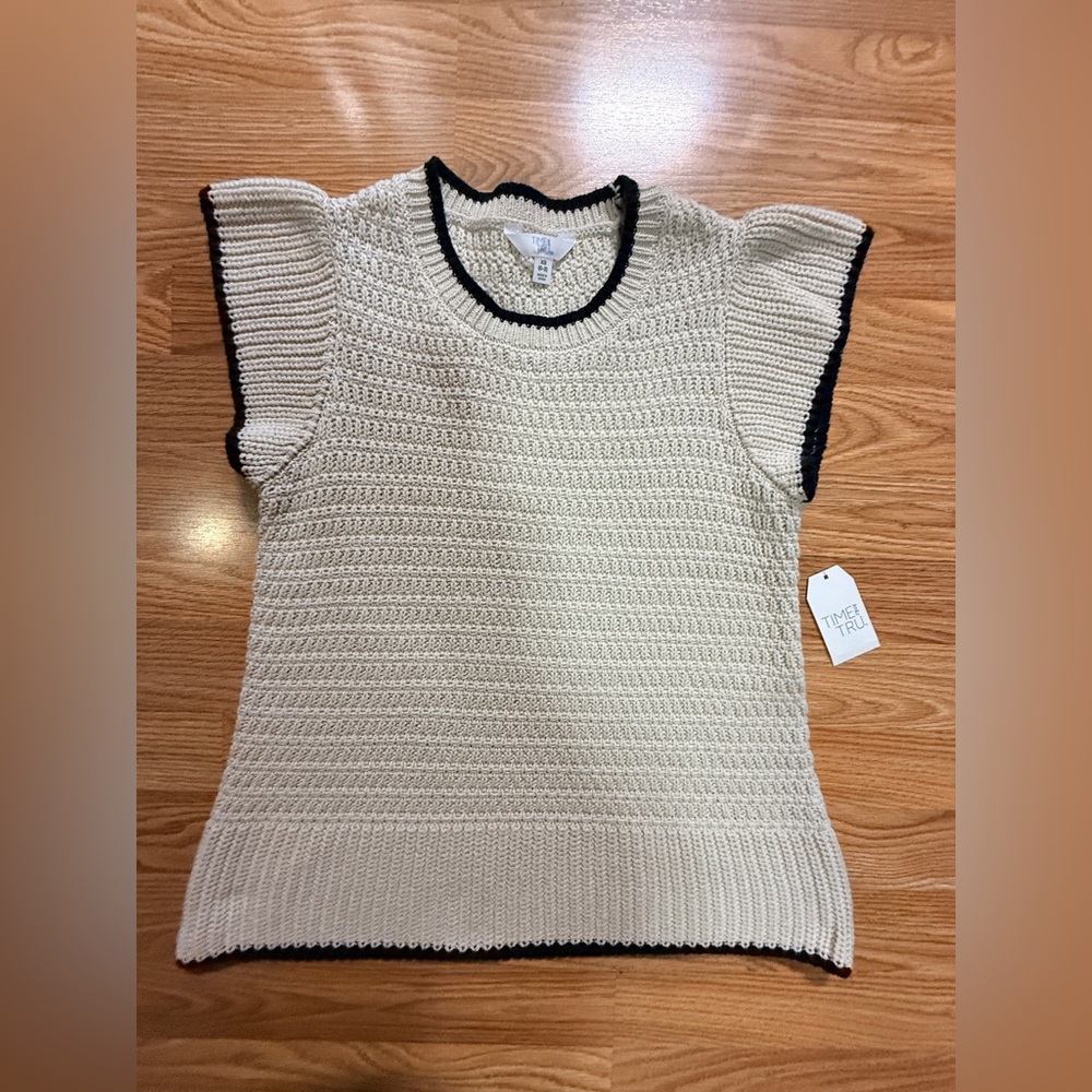 NWT Sz XS Time and Tru Women's Flutter Sleeve Sweater, Lightweight